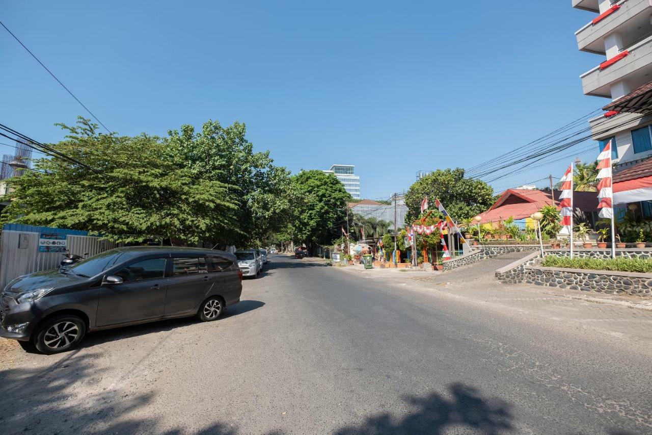 Oyo 628 Losari Metro ماكاسار المظهر الخارجي الصورة
